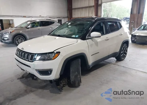 2019 Jeep Compass Limited 4X4 из США, поврежденный, VIN 3C4NJDCB5KT598874